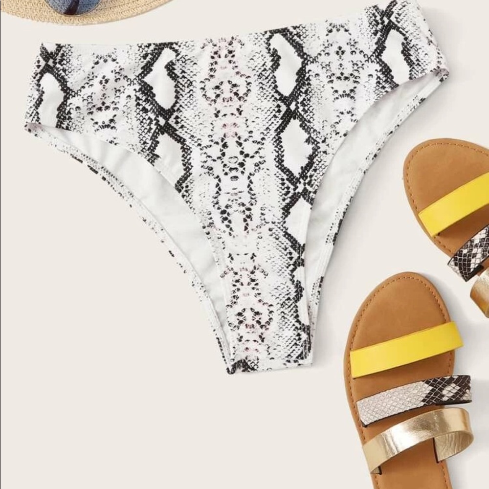 SHEIN Snakeskin High Cut Bikini Panty Size M